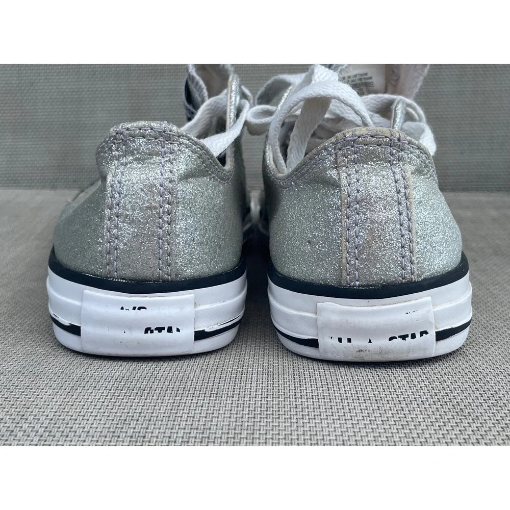 Converse Chuck Taylor All Star Kids Size 2 Silver Glitter Good Low Top Sneakers